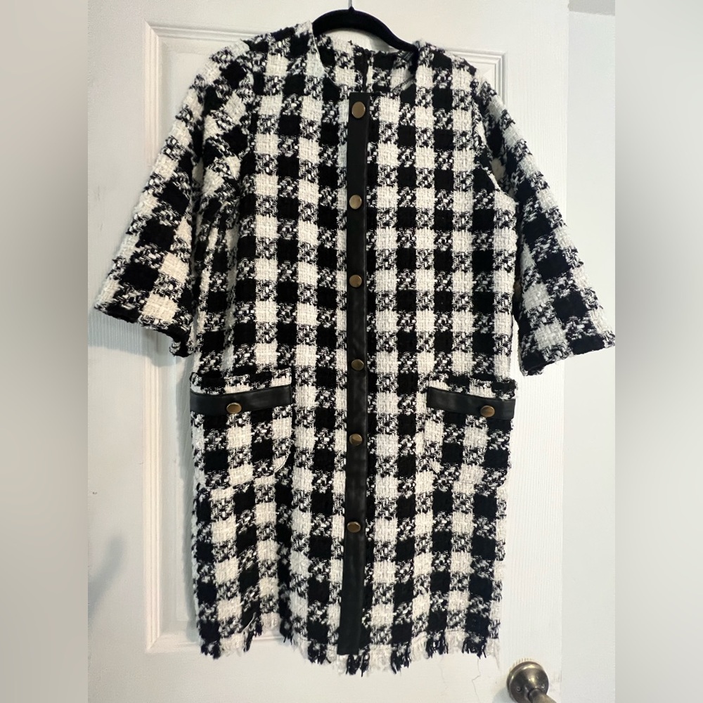 Black & white Zara tweed dress. Size Large.